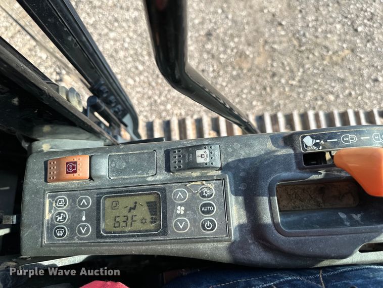 image for item EJ6389 2019 Link-Belt 350X4 excavator