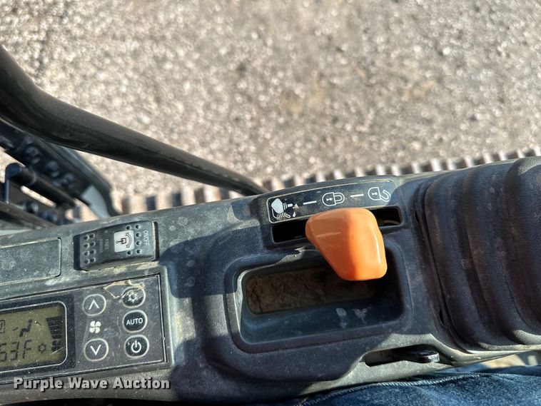 image for item EJ6389 2019 Link-Belt 350X4 excavator