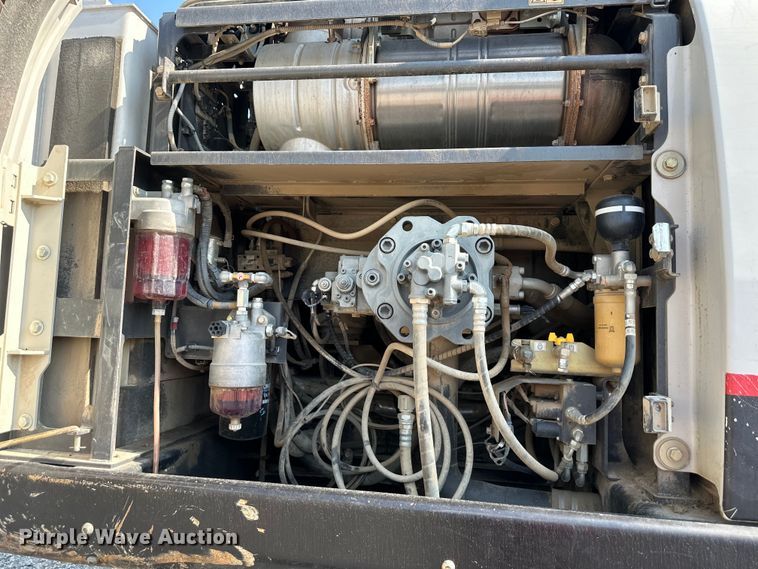 image for item EJ6389 2019 Link-Belt 350X4 excavator