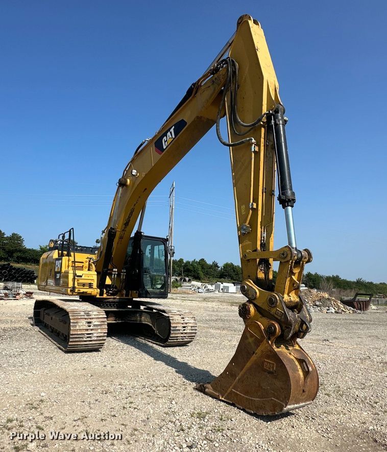 image for item EJ6390 2017 Caterpillar 336F excavator