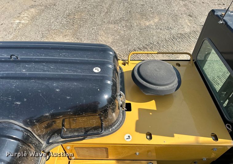 image for item EJ6390 2017 Caterpillar 336F excavator