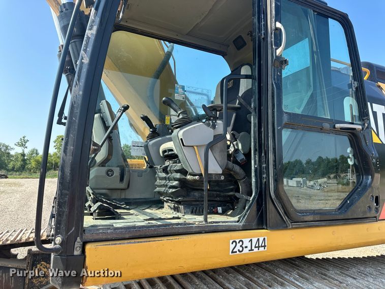 image for item EJ6390 2017 Caterpillar 336F excavator