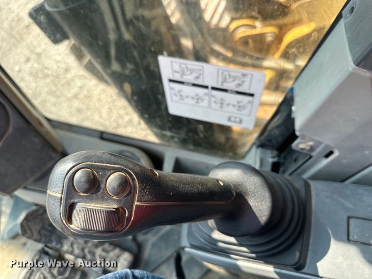 image for item EJ6390 2017 Caterpillar 336F excavator