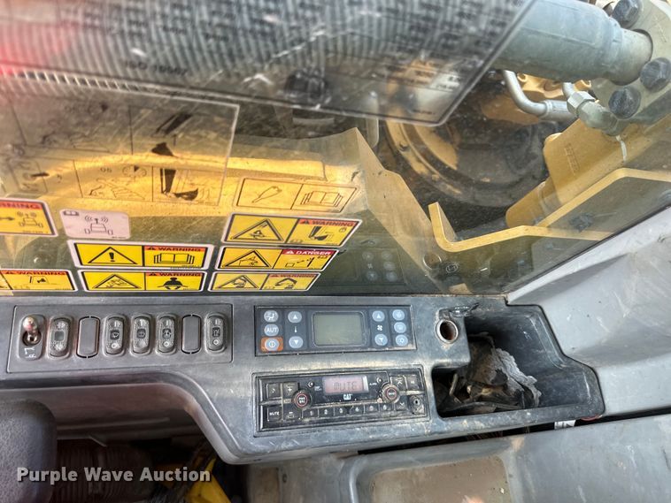 image for item EJ6390 2017 Caterpillar 336F excavator