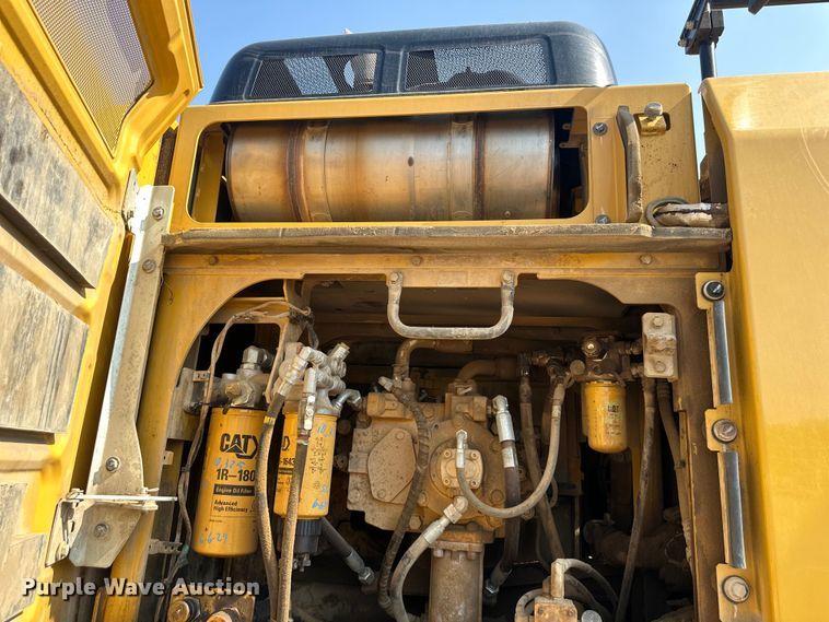image for item EJ6390 2017 Caterpillar 336F excavator