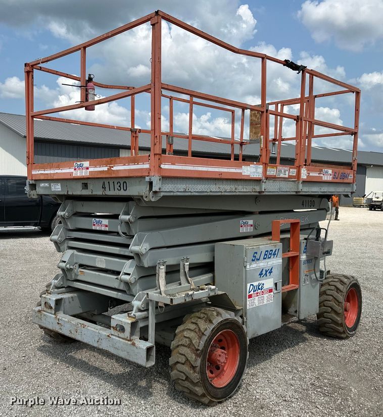 image for item EJ6391 1998 Skyjack SJ8841 scissor lift