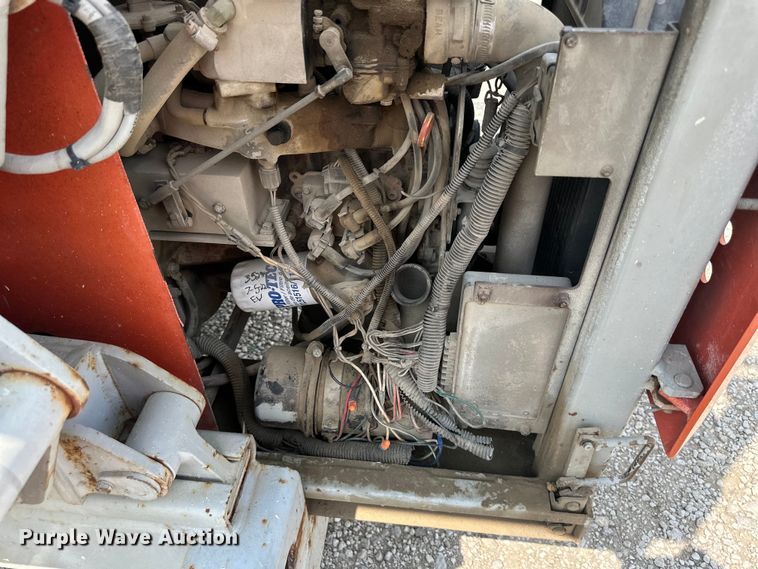 image for item EJ6391 1998 Skyjack SJ8841 scissor lift