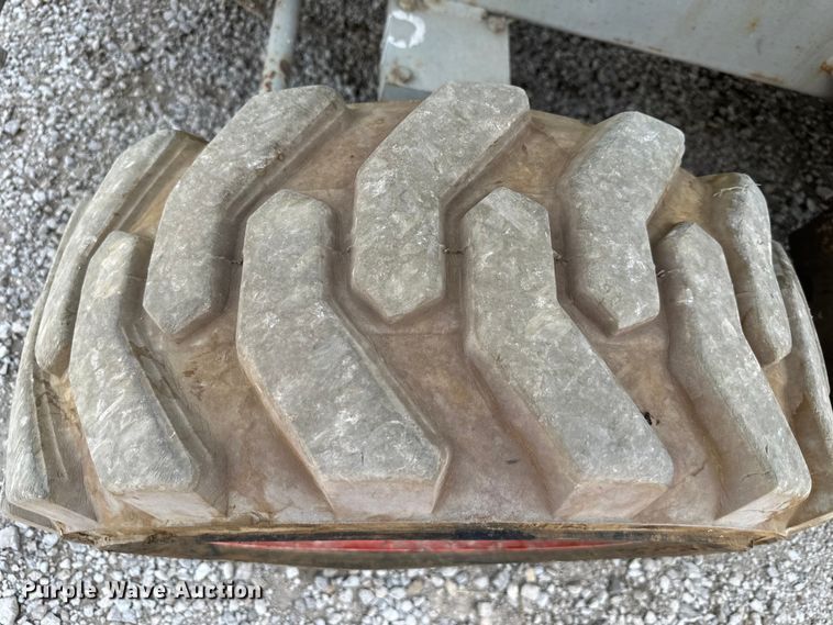 image for item EJ6391 1998 Skyjack SJ8841 scissor lift