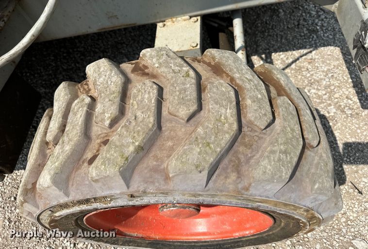 image for item EJ6391 1998 Skyjack SJ8841 scissor lift