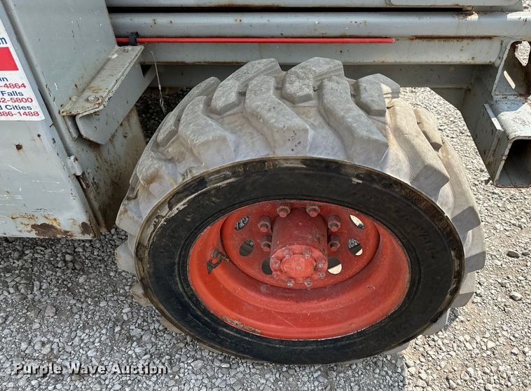 image for item EJ6391 1998 Skyjack SJ8841 scissor lift