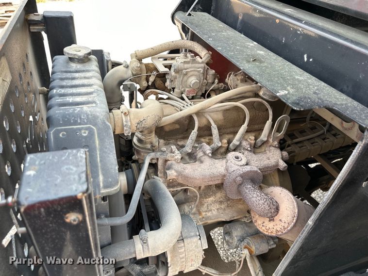 image for item EJ6392 1999 Skyjack SJ8841 scissor lift