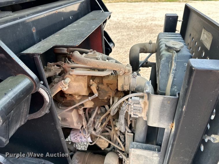 image for item EJ6392 1999 Skyjack SJ8841 scissor lift