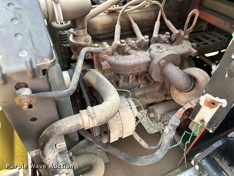 image for item EJ6393 1999 SkyJack  SJ8841 scissor lift