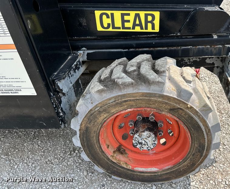 image for item EJ6393 1999 SkyJack  SJ8841 scissor lift