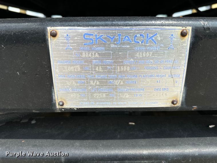 image for item EJ6393 1999 SkyJack  SJ8841 scissor lift