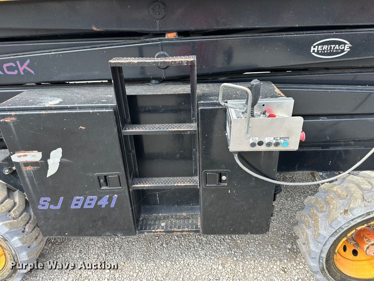 image for item EJ6394 1997 Skyjack SJ8841 scissor lift