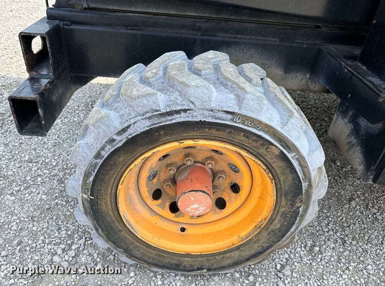 image for item EJ6394 1997 Skyjack SJ8841 scissor lift