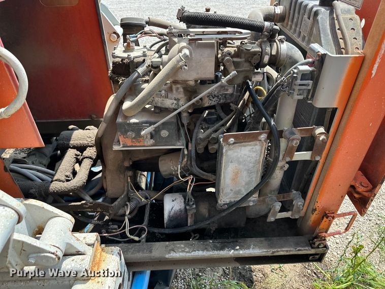 image for item EJ6395 1999 Skyjack   SJ8841 scissor lift