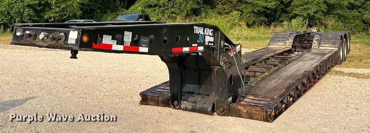 image for item EJ6409 2006 Trail King  TK110HDG-533 lowboy equipment trailer