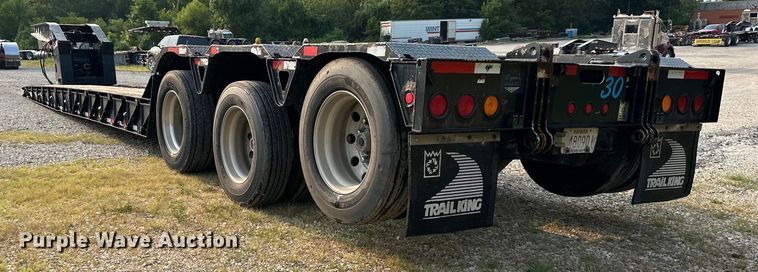 image for item EJ6409 2006 Trail King  TK110HDG-533 lowboy equipment trailer