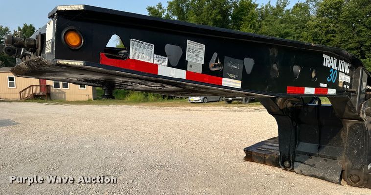 image for item EJ6409 2006 Trail King  TK110HDG-533 lowboy equipment trailer