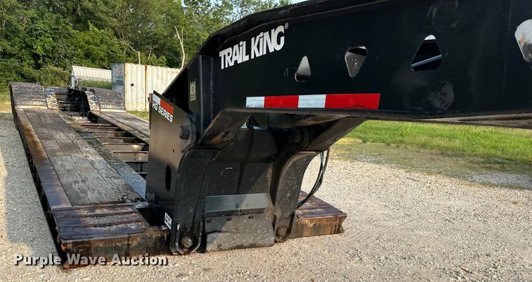 image for item EJ6409 2006 Trail King  TK110HDG-533 lowboy equipment trailer