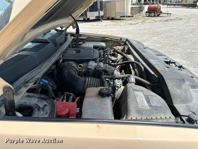 image for item EJ6435 2012 Chevrolet  Silverado 2500HD Ext. Cab pickup truck