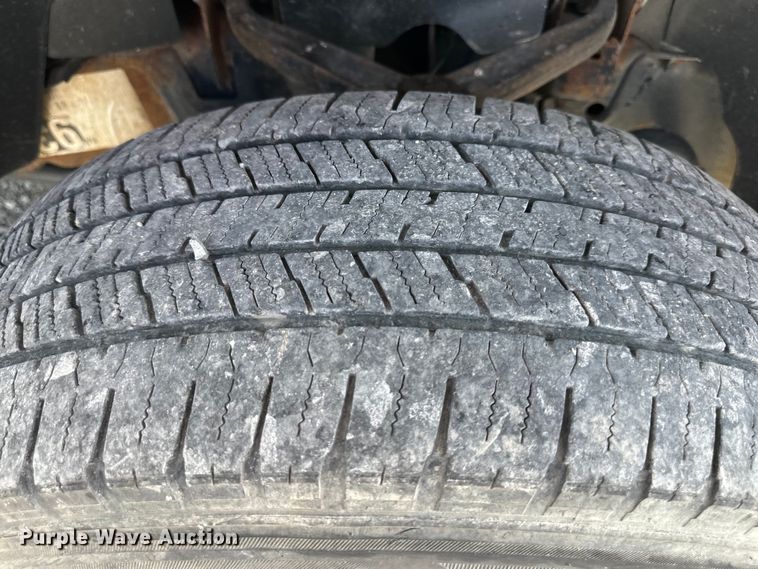 image for item EJ6435 2012 Chevrolet  Silverado 2500HD Ext. Cab pickup truck