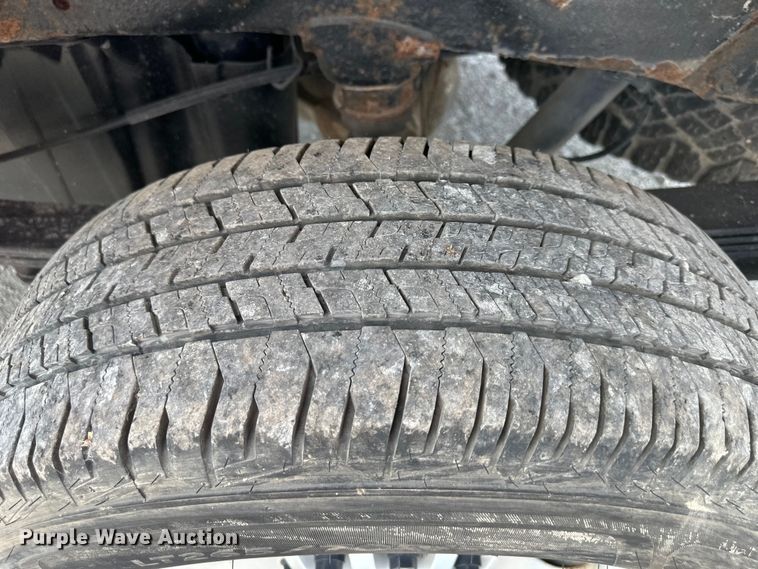 image for item EJ6435 2012 Chevrolet  Silverado 2500HD Ext. Cab pickup truck