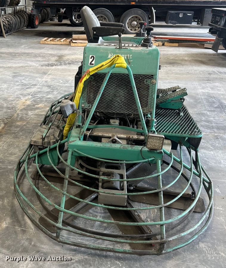 image for item EJ6440 Whiteman Supertrowel power trowel