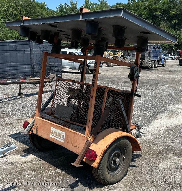 image for item EJ7058 Amida arrow board trailer