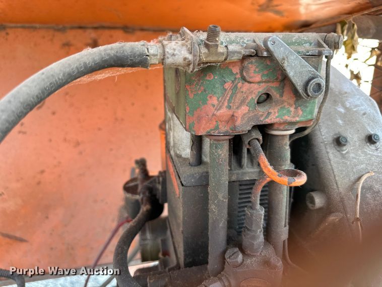 image for item EJ7058 Amida arrow board trailer