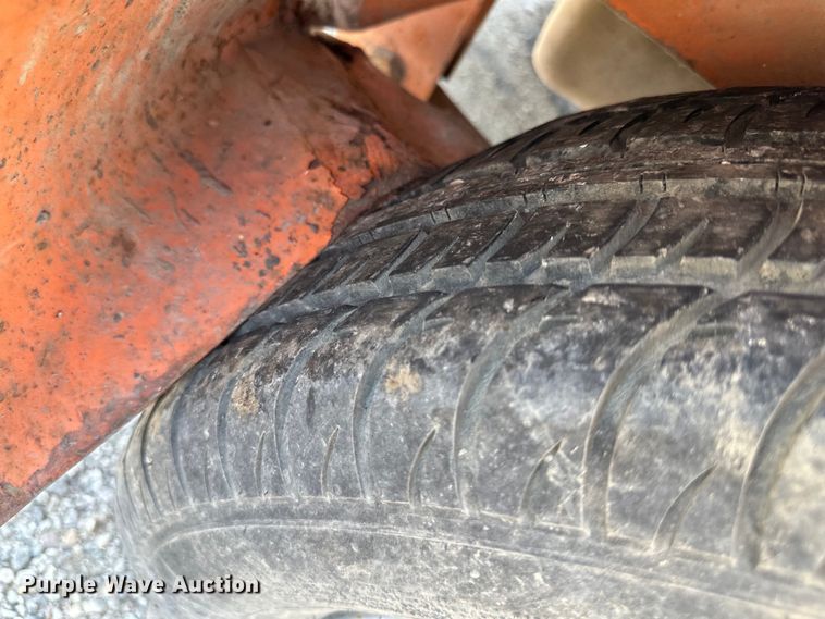 image for item EJ7058 Amida arrow board trailer