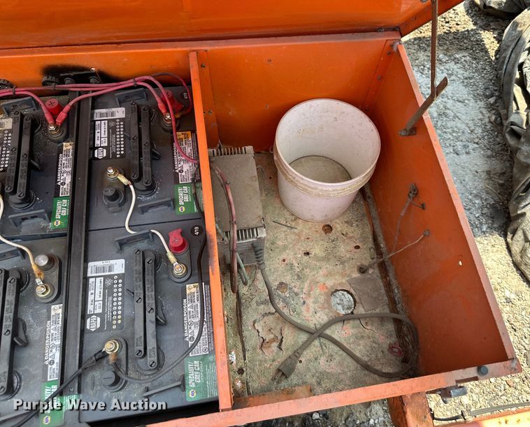 image for item EJ7059 Wanco  message board trailer