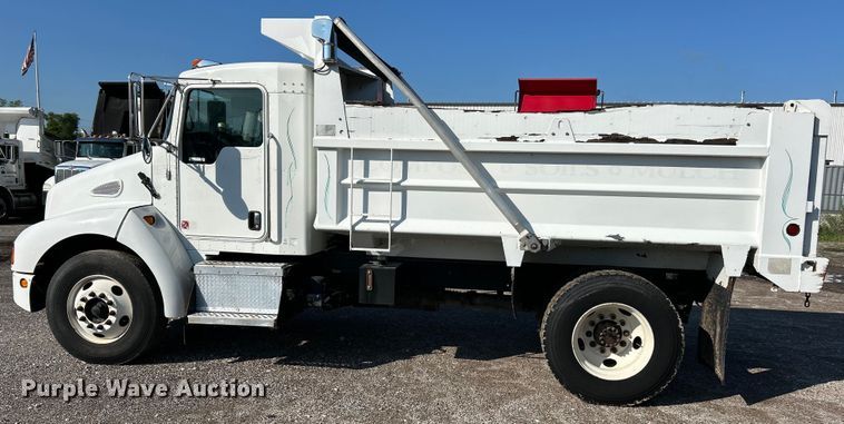 image for item EK4916 2008 Kenworth  T300 dump truck