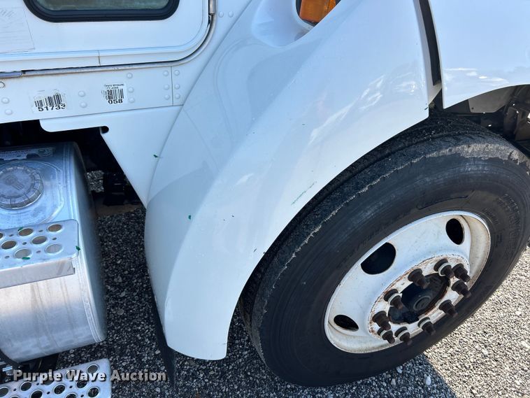 image for item EK4916 2008 Kenworth  T300 dump truck