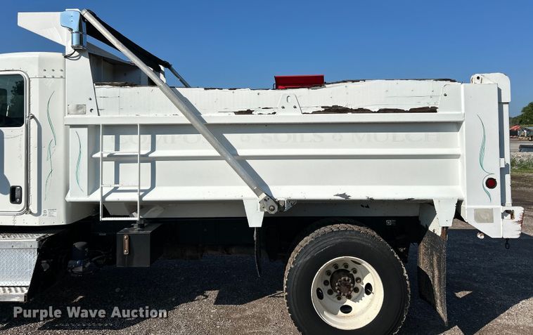 image for item EK4916 2008 Kenworth  T300 dump truck