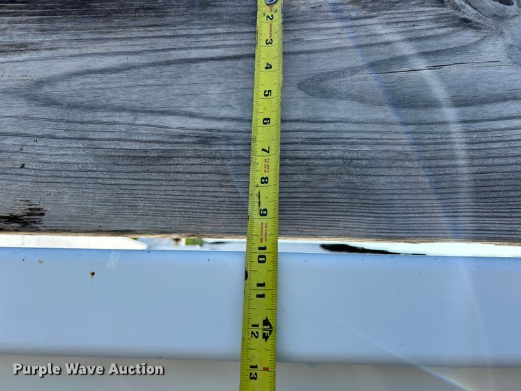 image for item EK4916 2008 Kenworth  T300 dump truck