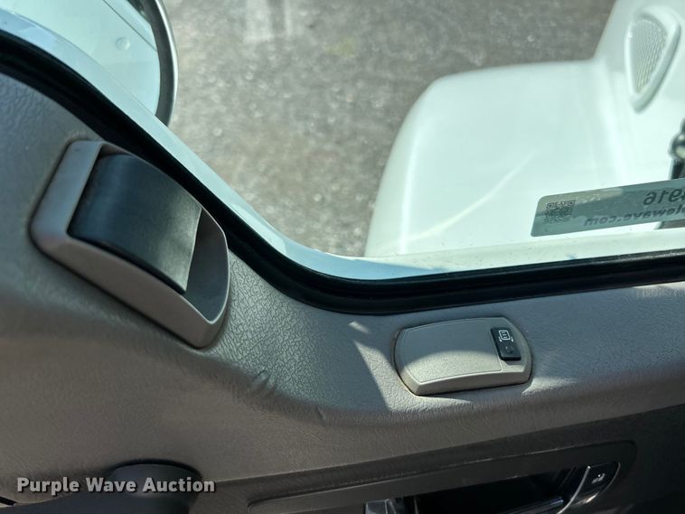 image for item EK4916 2008 Kenworth  T300 dump truck