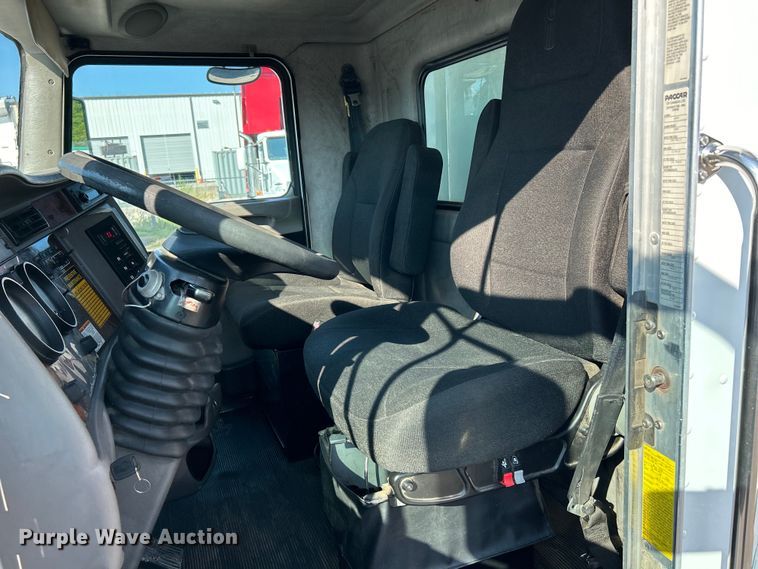 image for item EK4916 2008 Kenworth  T300 dump truck