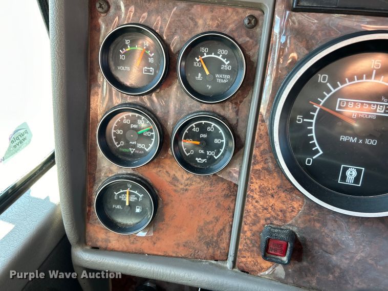 image for item EK4916 2008 Kenworth  T300 dump truck