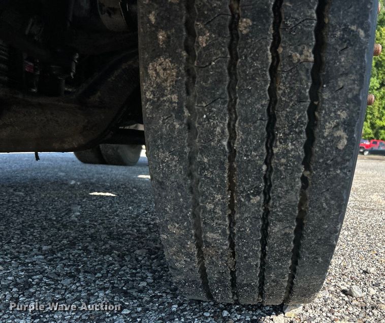 image for item EK4916 2008 Kenworth  T300 dump truck