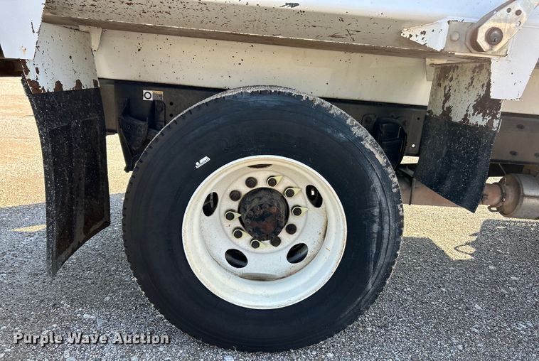 image for item EK4916 2008 Kenworth  T300 dump truck