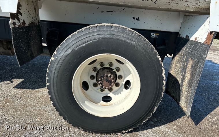 image for item EK4916 2008 Kenworth  T300 dump truck