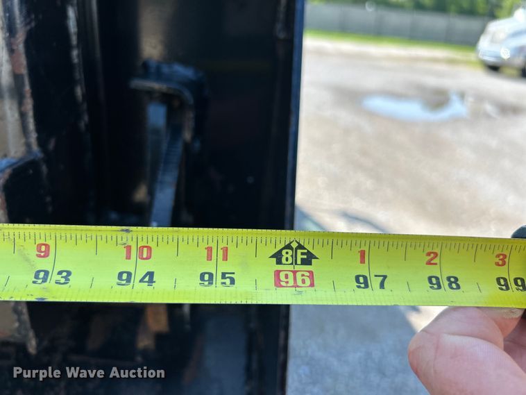 image for item EK4917 2005 Kenworth  T300 dump truck