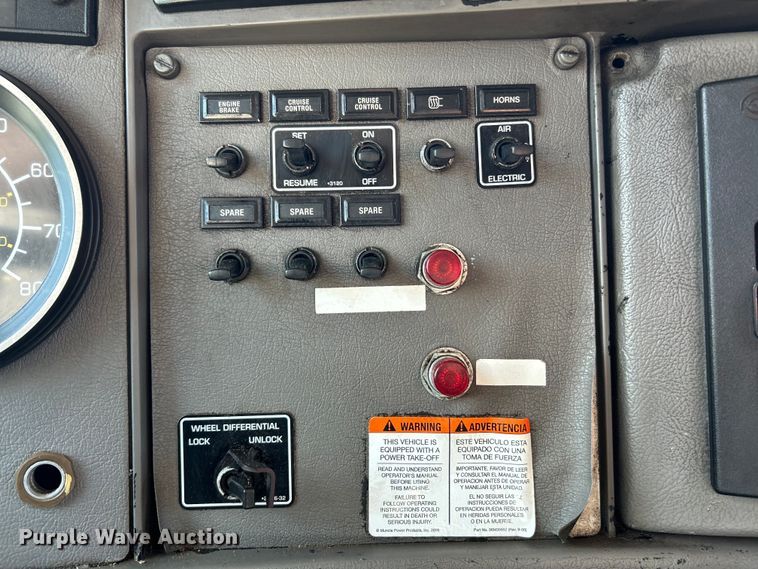 image for item EK4917 2005 Kenworth  T300 dump truck