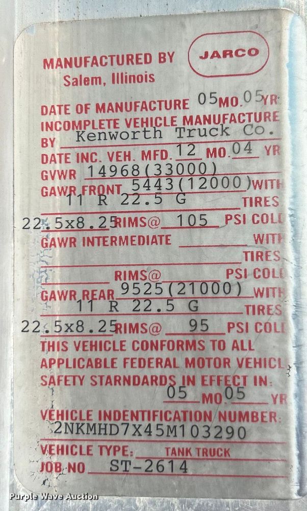 image for item EK4917 2005 Kenworth  T300 dump truck