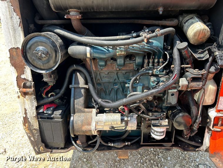 image for item EK4923 1995 Bobcat 773 skid steer loader