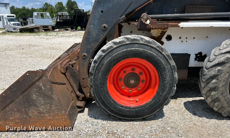 image for item EK4923 1995 Bobcat 773 skid steer loader