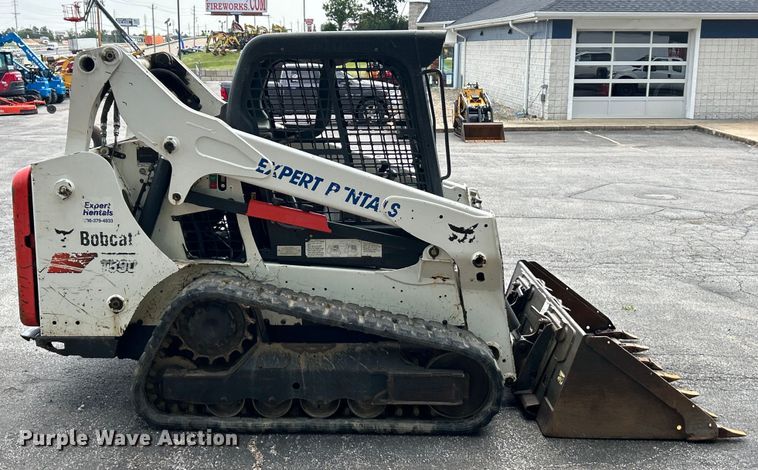image for item EK4927 2017 Bobcat T590 tracked skid steer loader
